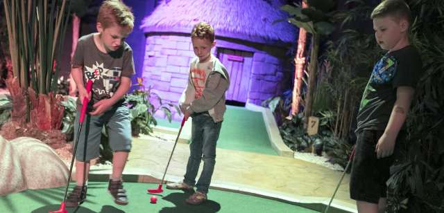 Treetop Golf Cardiff  Day Out With The Kids